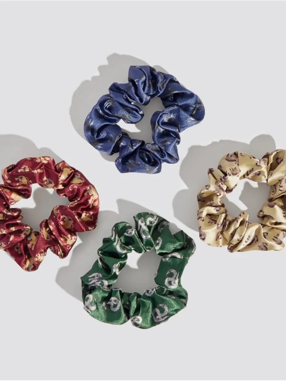 Kitsch Harry Potter Satin Scrunchies 4-Pack in Gold, Blue, Red, Green